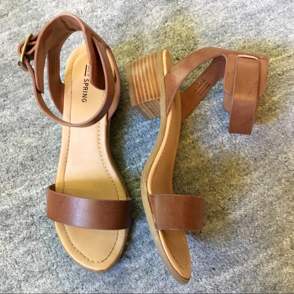 Low Heel Ankle Strap Sandals